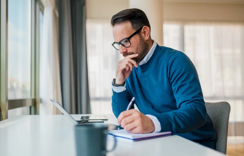Tjänar man mer som egenföretagare eller som anställd