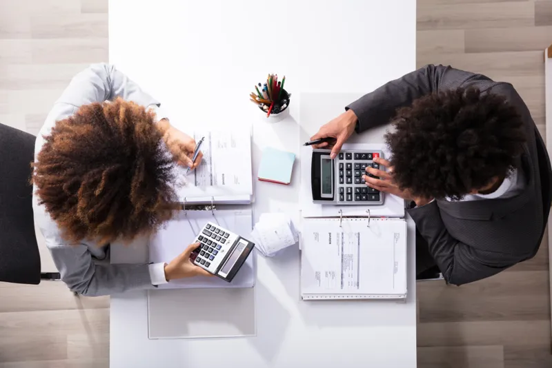 bokföra påminnelseavgift