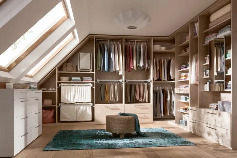 Varför platsbyggda möbler blivit så populära